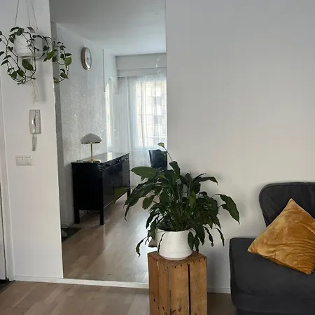 Διαμέρισμα Cozy In The Heart Of *